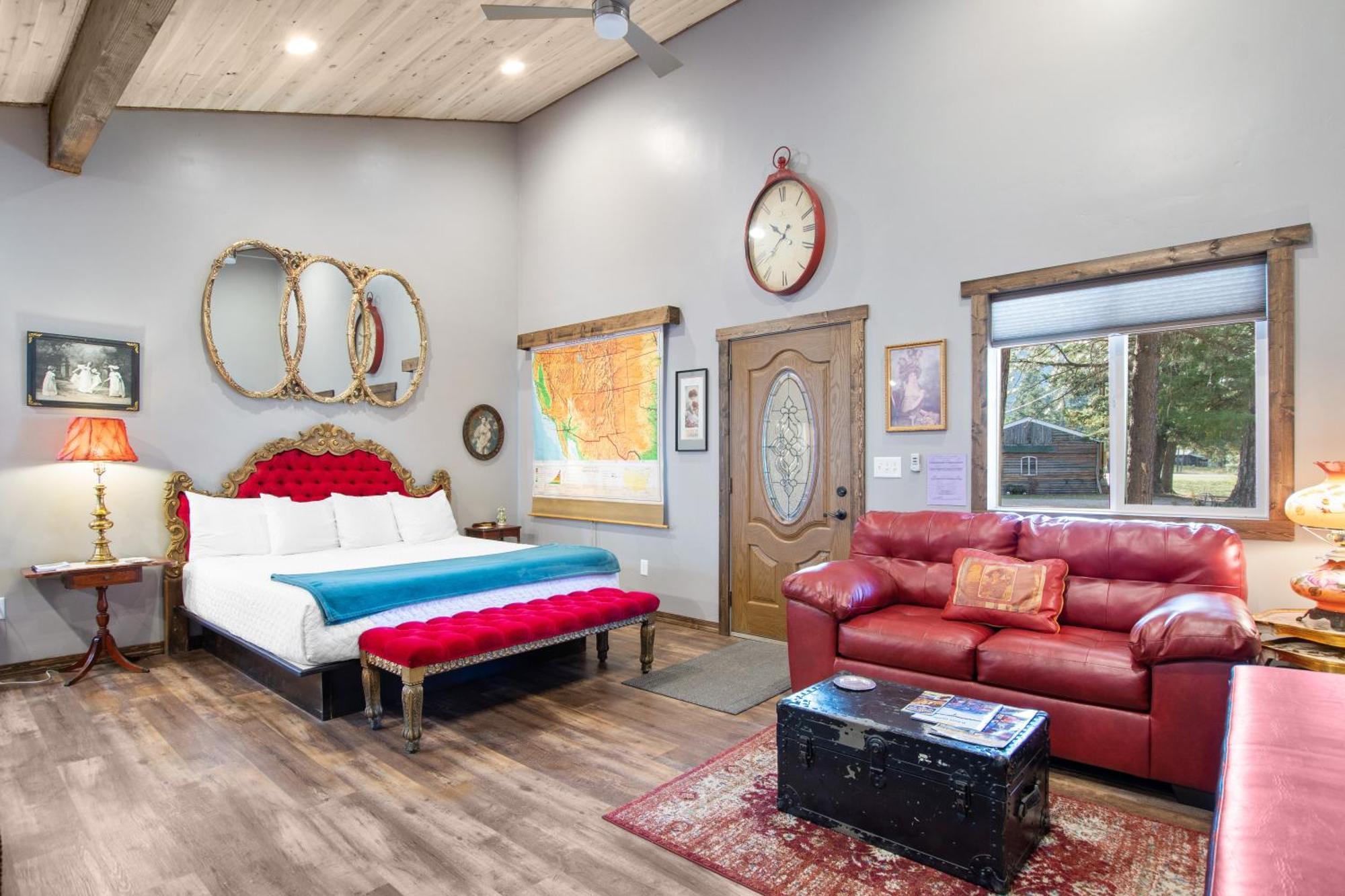 Fort Williamson Glacier Vacation Rentals コロンビア・フォールズ エクステリア 写真