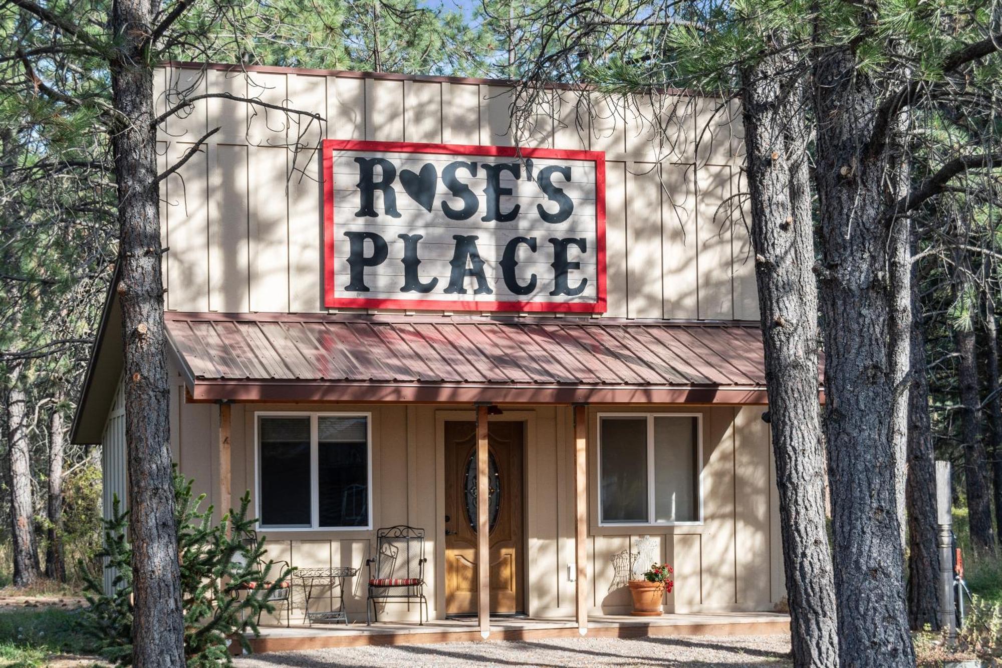 Fort Williamson Glacier Vacation Rentals コロンビア・フォールズ エクステリア 写真